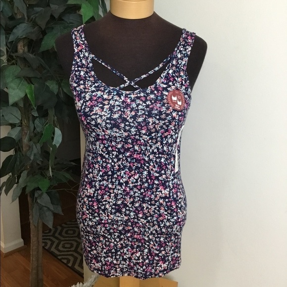 SO L floral tank NWT reversible criss cross - Picture 1 of 16